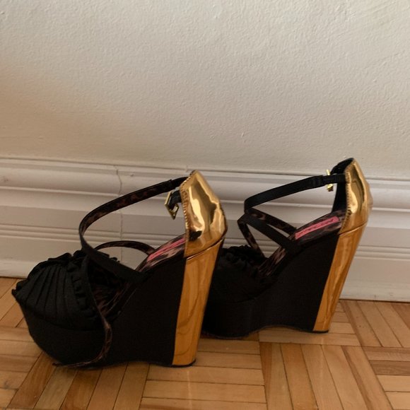 Betsey Johnson Black Satin & Gold Peep-toe Wedges - Picture 3 of 6